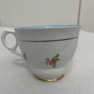 Royal Stafford Vintage Tea Cup Floral Design Gold Trim